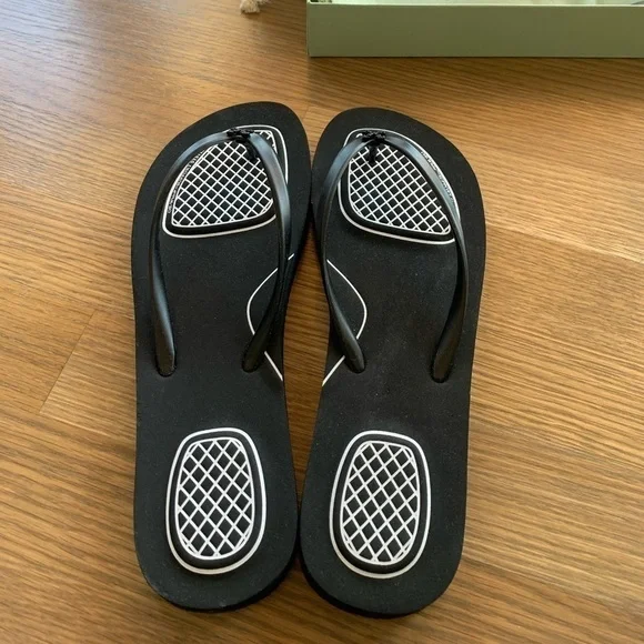 Off-White Micro Beach Flip Flop